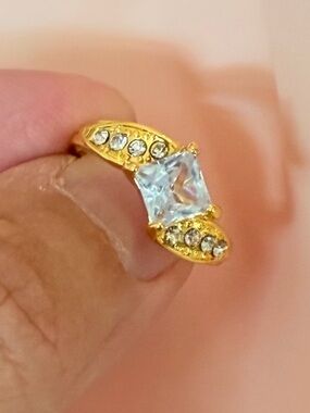 Classic & Stylish Luxurious Square Synthetic Zirconia Ring.